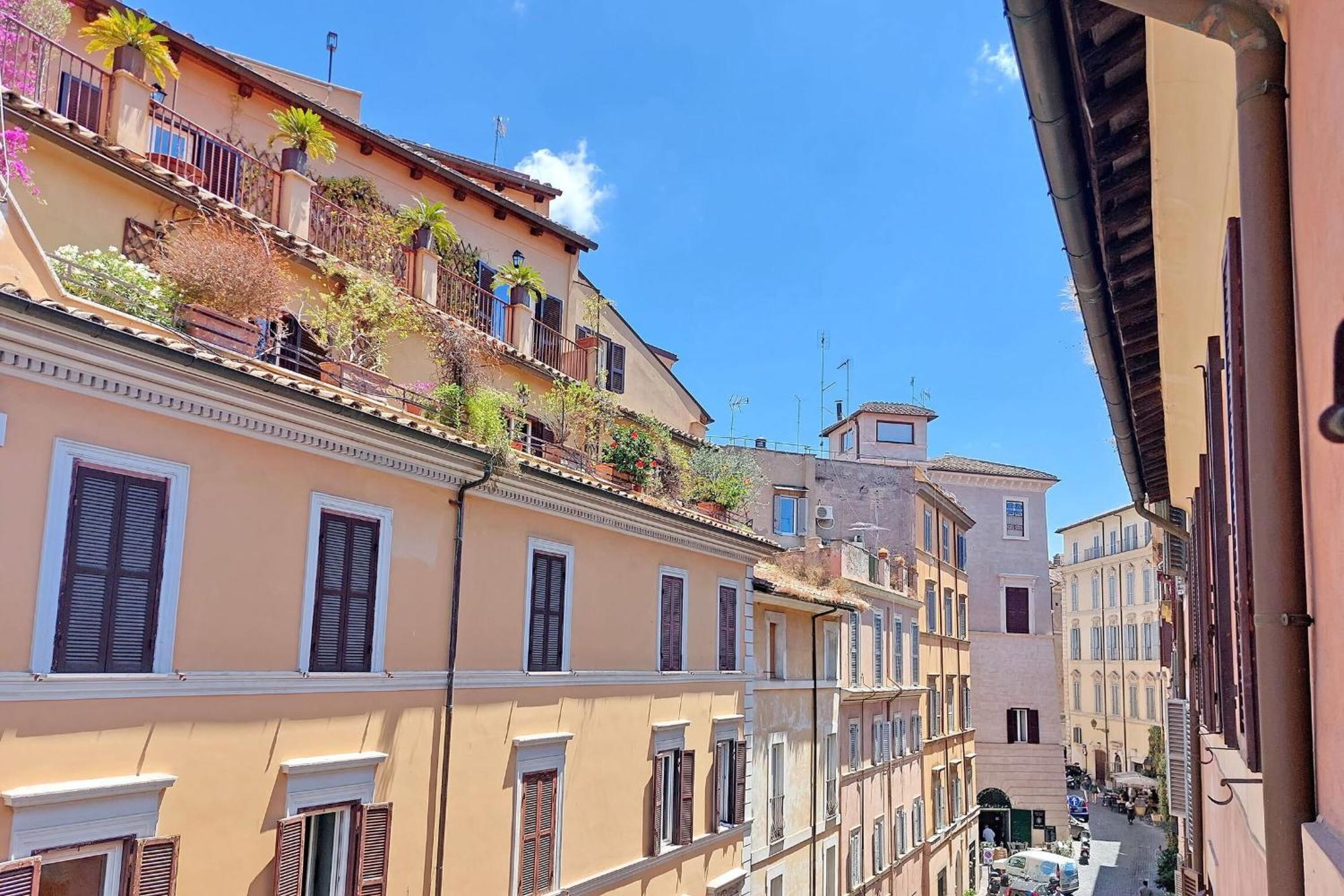 Magical Navona Duplex With Terrace By Halldis Roma